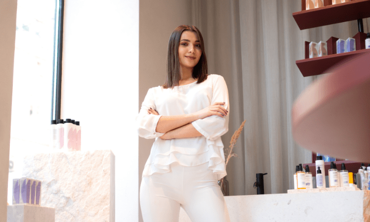 Requisitos para estudiar estética: pasos para convertirte en esteticista profesional